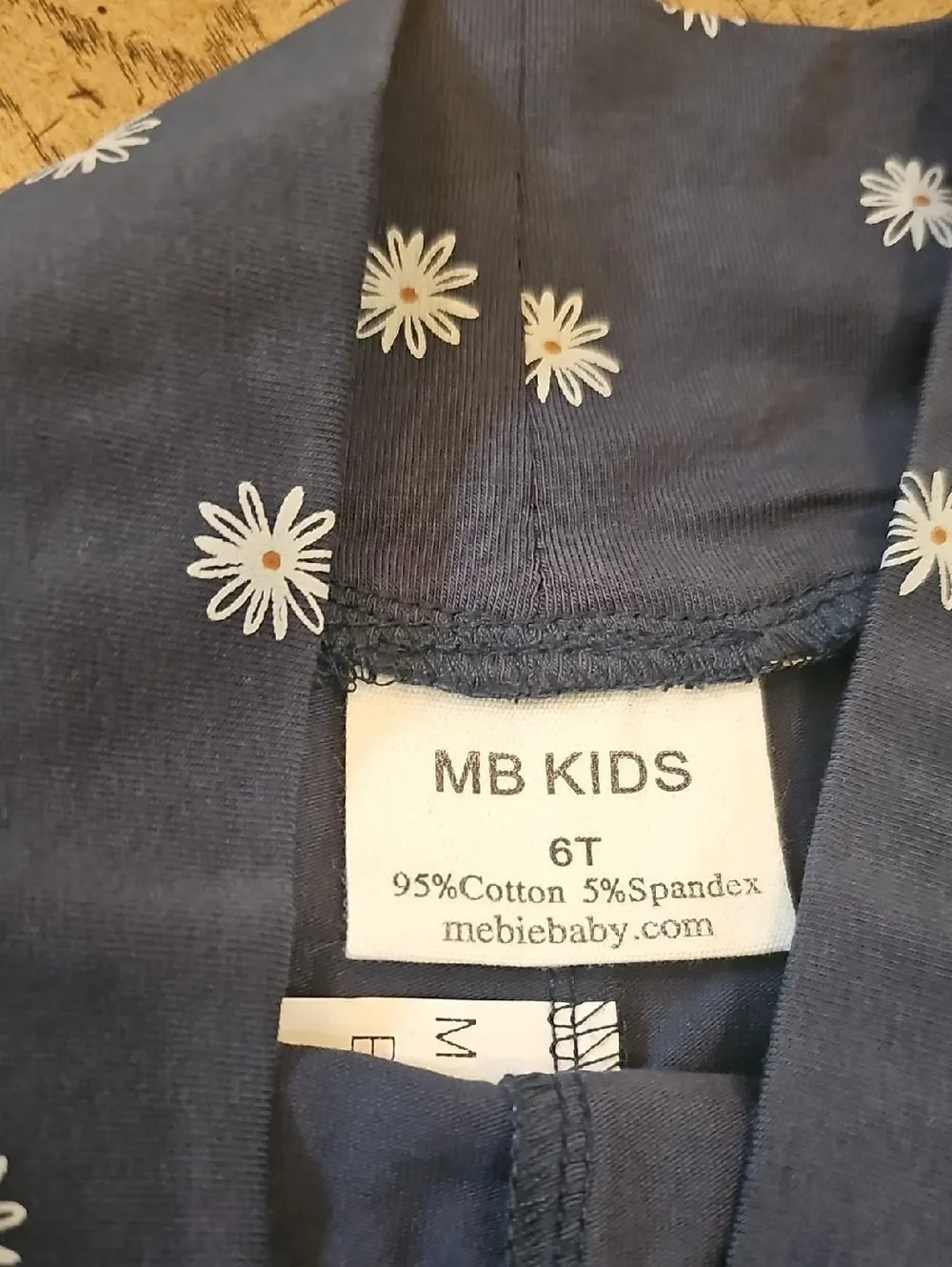 Girls Navy Daisy Tank and Bike Shorts Set Size 6 NWOT